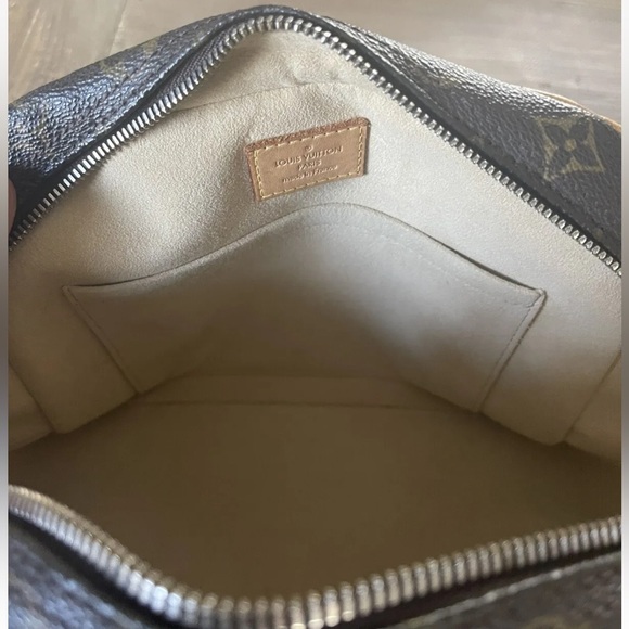 COPY - Louis Vuitton LV Manhattan PM Brown Monogram handbag - Picture 5 of 16